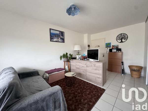 Appartement 2 pièces de 45 m² à Chambray-lès-Tours (37170)