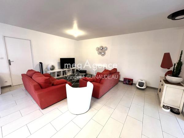 Maison à LE MAY-SUR-EVRE, 49122 - 5 pièces 206m²