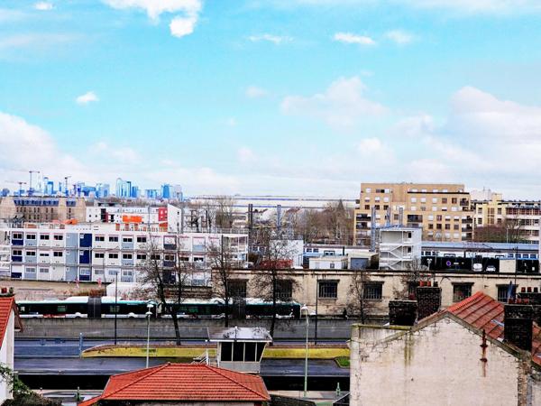 Appartement à SAINT-DENIS, 93200 - 2 pièces 48m²