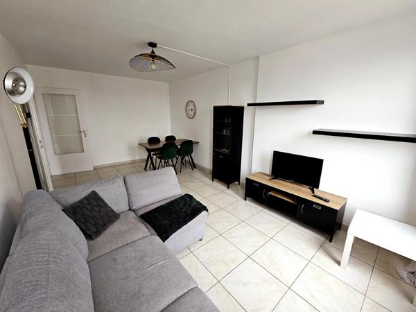 Appartement à SAINT-DENIS, 93200 - 2 pièces 48m²