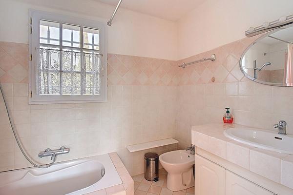 A VENDRE EN EXCLUSIVITÉ ! Villa de 146 m² sur un terrain de 996 m² à TRANS-EN-PROVENCE
