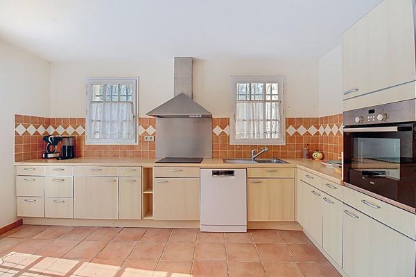 A VENDRE EN EXCLUSIVITÉ ! Villa de 146 m² sur un terrain de 996 m² à TRANS-EN-PROVENCE