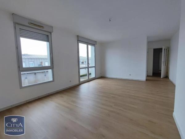 Appartement à louer 3 pièces 65.86m² Limoges (87100)