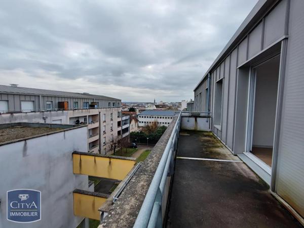 Appartement à louer 3 pièces 65.86m² Limoges (87100)