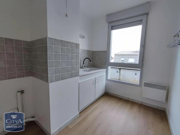 Appartement à louer 3 pièces 65.86m² Limoges (87100)