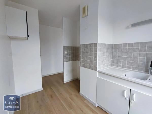 Appartement à louer 3 pièces 65.86m² Limoges (87100)