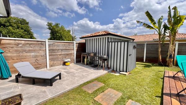 Belle villa plain-pied avec piscine