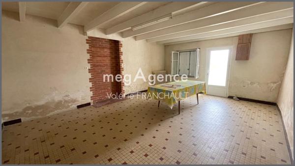 Maison à MOUTIERS-SUR-LE-LAY, 85320 - 5 pièces 98m²