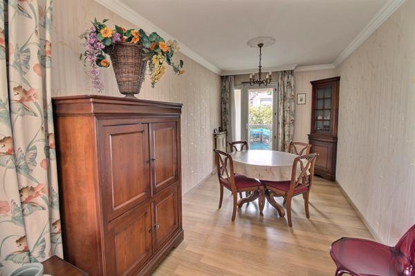 Appartement Suresnes 3 pièce(s) 83 m2