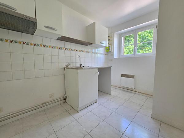 Maison de ville 3 chambres avec stationnement, Quartier du Theil à Coulommiers