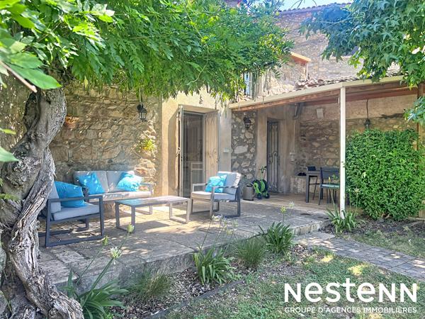 MORNANT CENTRE - Maison de caractère avec jardin, piscine et garage