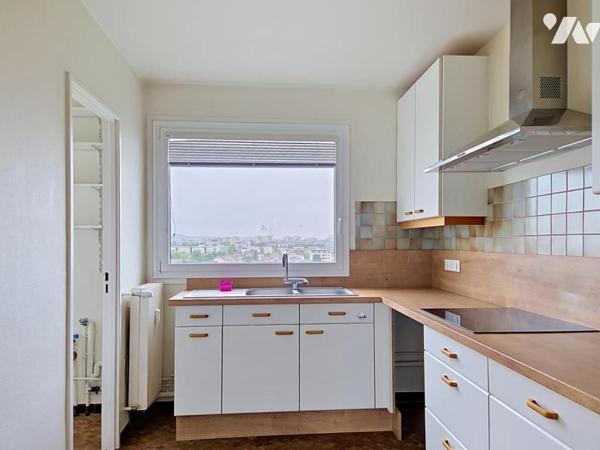 "le grand siècle" - Rare dernier étage appartement de type 5 de 103m² avec garage et balcons