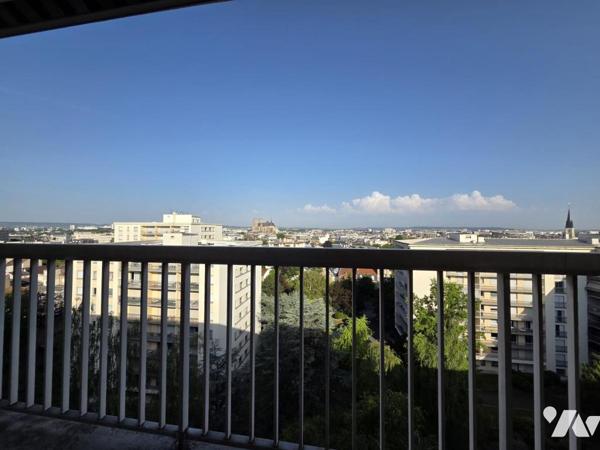 "le grand siècle" - Rare dernier étage appartement de type 5 de 103m² avec garage et balcons