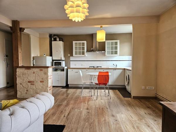 T2 lumineux avec balcon 50 m² -Dernier étage - Centre-ville d'Agen
