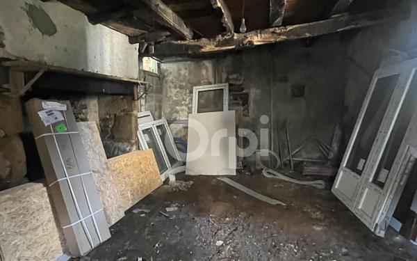 Maison à vendre    2 pièces •  Terrasson-Lavilledieu