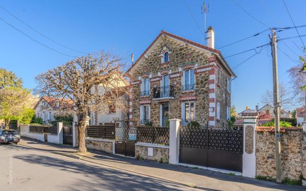 Maison à vendre    7 pièces •  Chelles