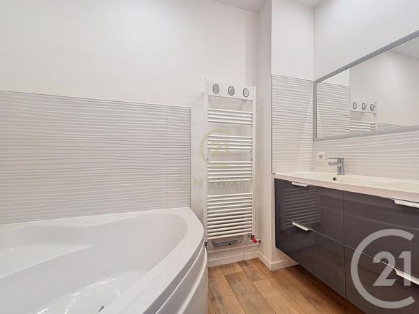 Maison à vendre  6 pièces - 168,80 m2 LA CHAPELLE D ARMENTIERES - 59