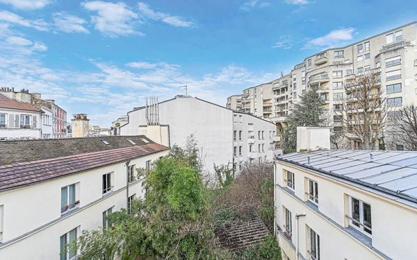 Appartement à vendre    3 pièces • 76,12 m2 Paris 19