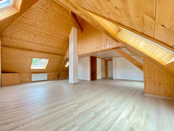 Maison - 8 pièces - 192 m²