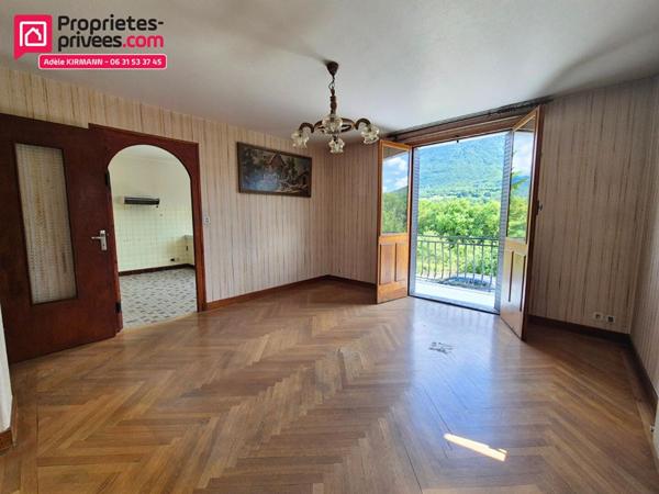 Maison de 201m² sur terrain de 1 842 m² - investissement locatif ou projet familial - Valserhône (01200)