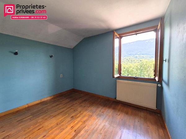 Maison de 201m² sur terrain de 1 842 m² - investissement locatif ou projet familial - Valserhône (01200)