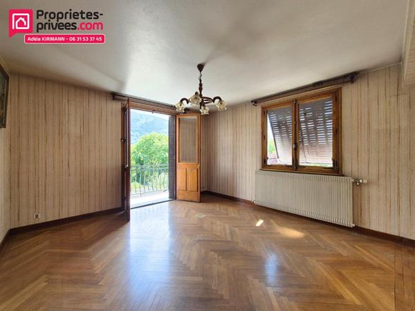 Maison de 201m² sur terrain de 1 842 m² - investissement locatif ou projet familial - Valserhône (01200)