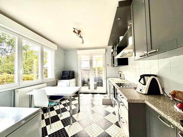 Maison 6 pièce(s) 138 m2