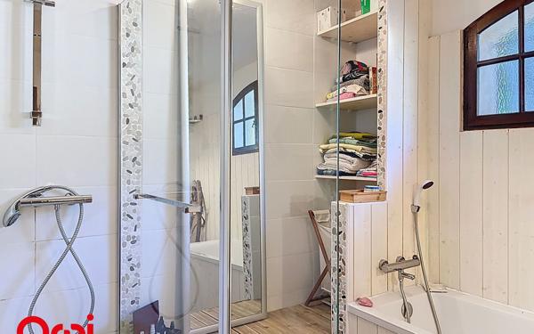 Maison à vendre    6 pièces •  Aubais