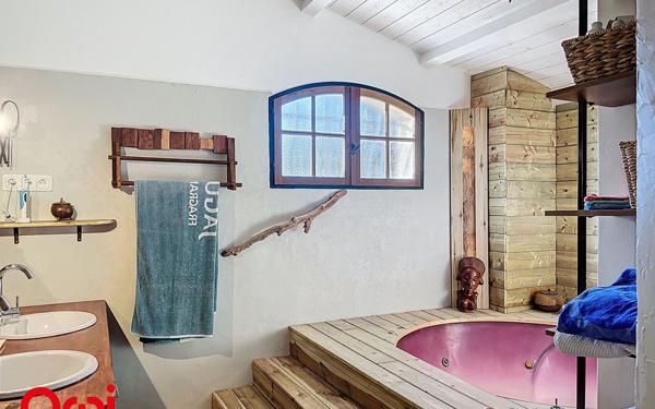 Maison à vendre    6 pièces •  Aubais