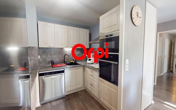 Appartement à vendre    3 pièces • 58 m2 Vaulx-en-Velin