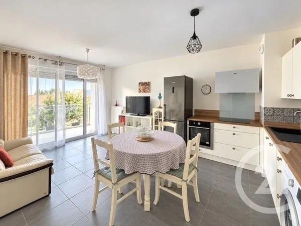 Appartement T3 à vendre  3 pièces - 60,68 m 2   ST JEAN DE MONTS  - 85
