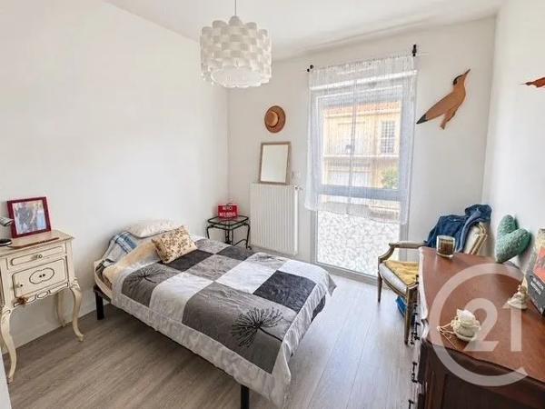 Appartement T3 à vendre  3 pièces - 60,68 m 2   ST JEAN DE MONTS  - 85