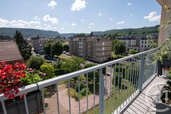 Appartement T4 à vendre  4 pièces - 67 m2 LONS LE SAUNIER - 39