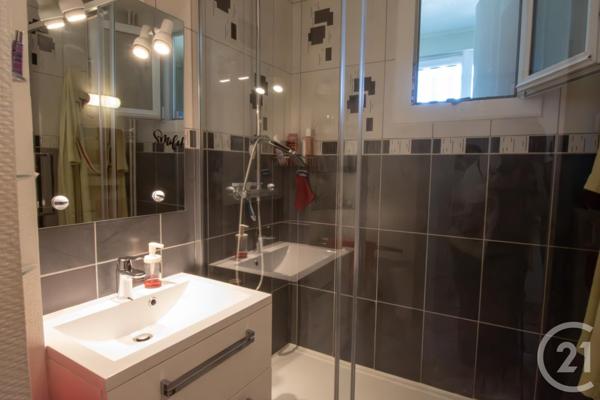 Appartement T4 à vendre  4 pièces - 67 m2 LONS LE SAUNIER - 39