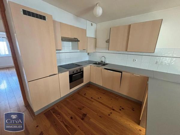 Appartement à louer 3 pièces 72.06m² Pau (64000)
