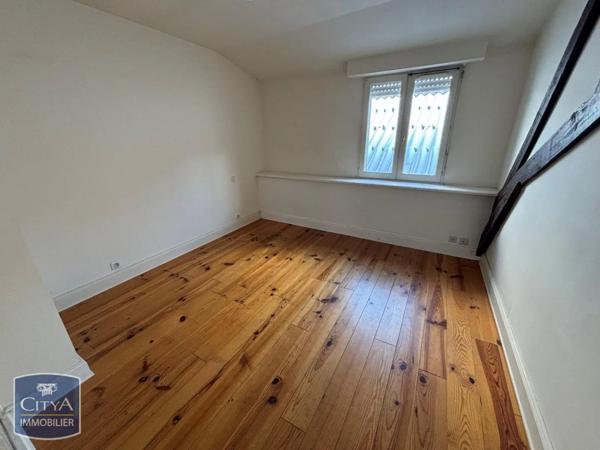 Appartement à louer 3 pièces 72.06m² Pau (64000)