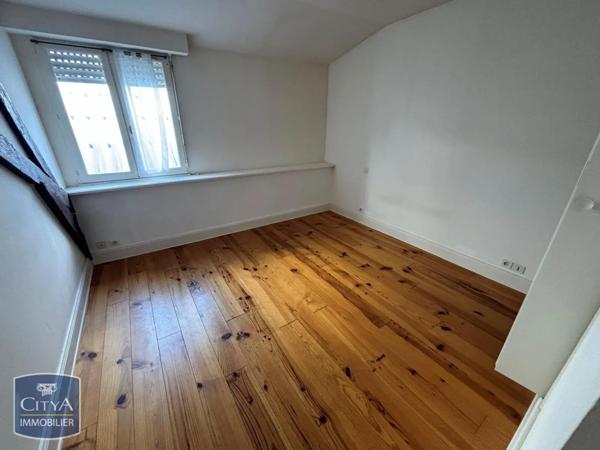 Appartement à louer 3 pièces 72.06m² Pau (64000)