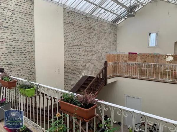 Appartement à louer 3 pièces 72.06m² Pau (64000)