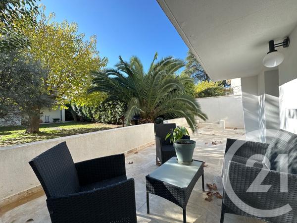 Maison à vendre  5 pièces - 105 m 2   CAVAILLON  - 84