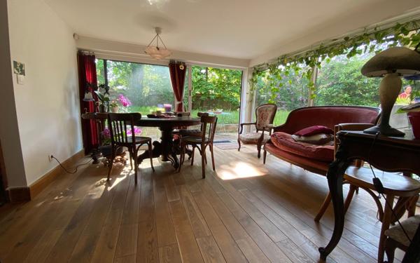 Maison à vendre    7 pièces • 258 m2 Saint-Maur-des-Fossés