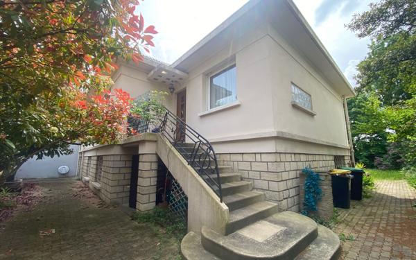 Maison à vendre    7 pièces • 258 m2 Saint-Maur-des-Fossés