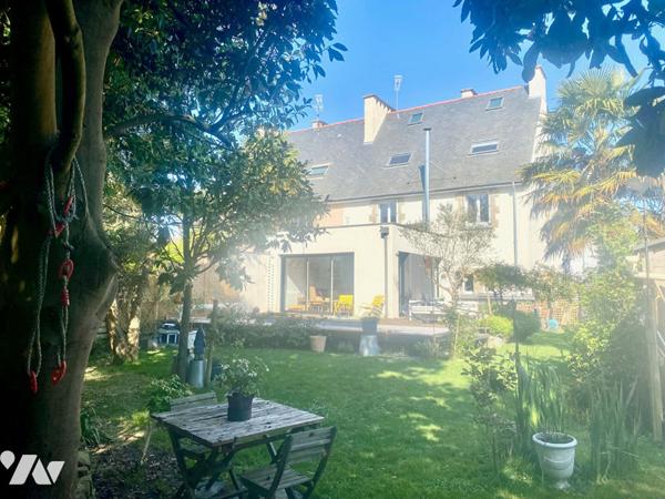 RENNES SAINTE-THÉRÈSE - Élégante demeure familiale de 7/8 pièces avec jardin paysager orienté sud