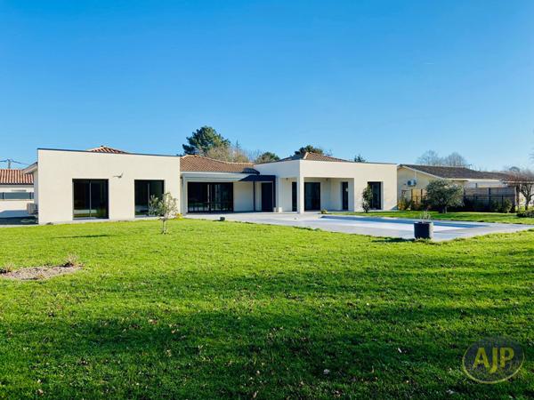 Biens de prestige à vendre Lesparre Medoc : 689 000 € - AJP Lesparre Immobilier