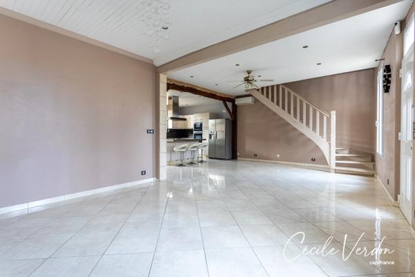 Bergerac centre, maison de charme en pierre 1900 123 m2- 4 chambres avec piscine et dépendances 21 m2 (24)