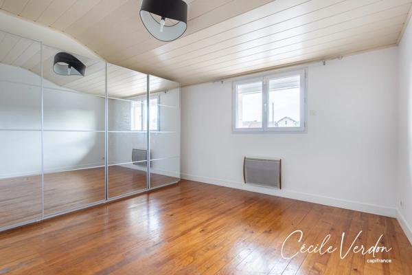 Bergerac centre, maison de charme en pierre 1900 123 m2- 4 chambres avec piscine et dépendances 21 m2 (24)