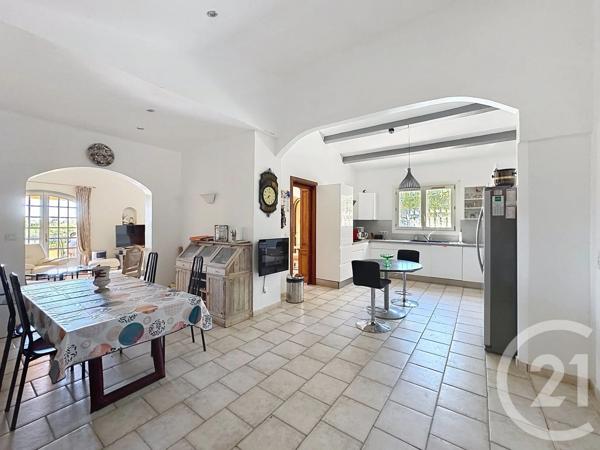 Maison à vendre  7 pièces - 332 m 2   MANDELIEU LA NAPOULE  - 06