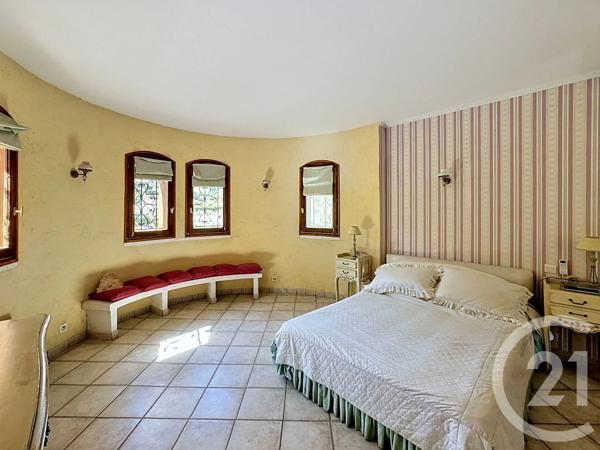 Maison à vendre  7 pièces - 332 m 2   MANDELIEU LA NAPOULE  - 06
