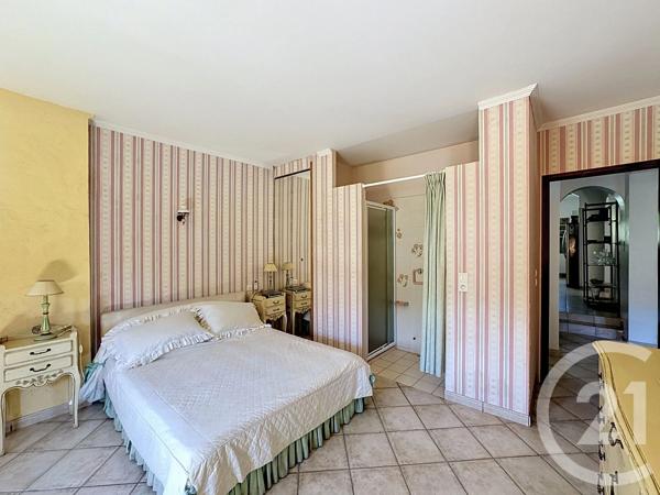 Maison à vendre  7 pièces - 332 m 2   MANDELIEU LA NAPOULE  - 06