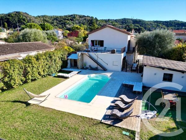 Maison à vendre  7 pièces - 332 m 2   MANDELIEU LA NAPOULE  - 06
