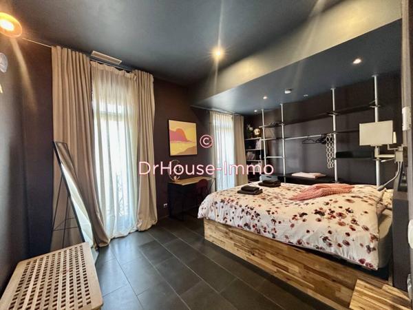 Maison à vendre 7 pièces de 300 m²